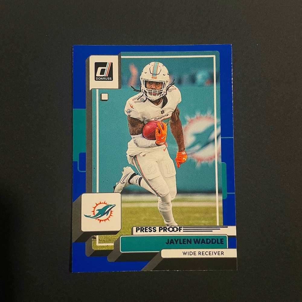 Jaylen Waddle: Miami Dolphins, Wide Receiver 2022 Panini Press Proof #123